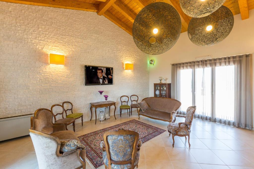 Casale Santa Maria Country House Hostal Mosciano SantʼAngelo Exterior foto